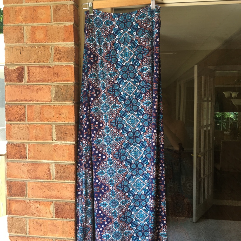 Long Blue Mosaic Skirt Size Small